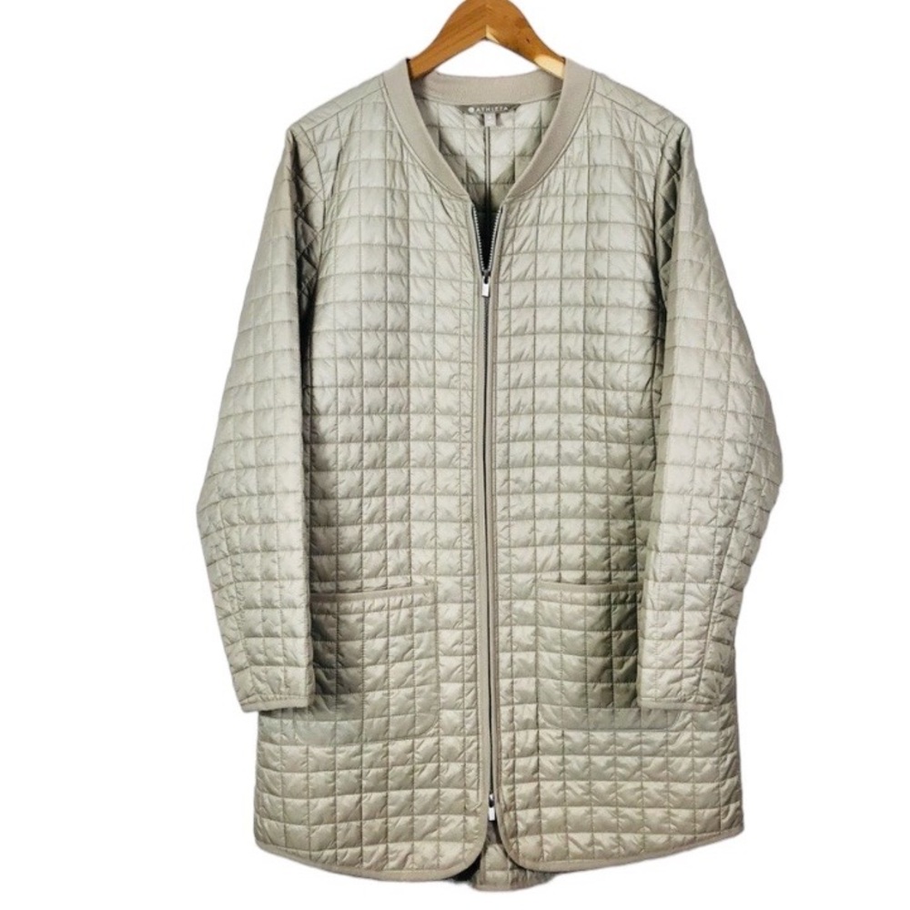 Just in time for Fall! Athleta Grandview Primaloft Coat Quilted Lightweight